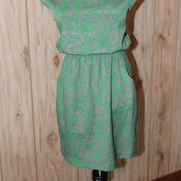 SALE Prevett Criss Cross Back Green Gray Lightweight Dress Small S Pre-Loved - Picture 6 of 15